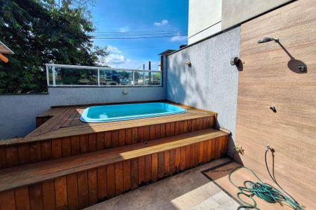 Casa à venda com 105m², 2 quartos e 1 vaga Casa à venda com 105m², 2 quartos e 1 vagaTerraço