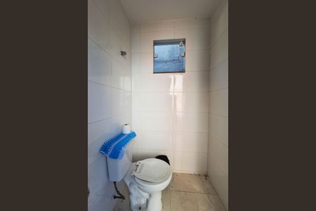 Casa à venda com 105m², 2 quartos e 1 vaga Casa à venda com 105m², 2 quartos e 1 vagaBanheiro de serviço