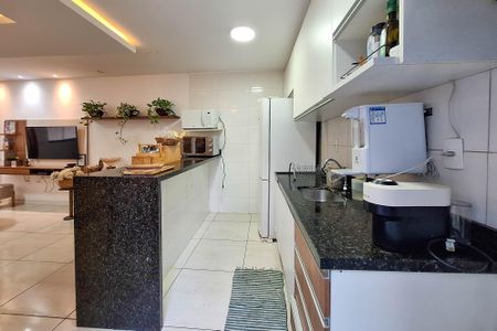 Casa à venda com 105m², 2 quartos e 1 vaga Casa à venda com 105m², 2 quartos e 1 vagaCozinha