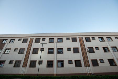 Apartamento para alugar com 43m², 2 quartos e 1 vagaPlaquinha - Adesivo