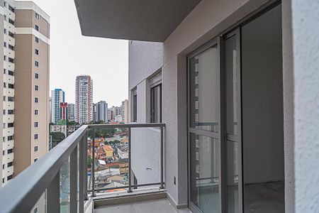 Apartamento à venda com 53m², 2 quartos e 1 vaga Apartamento à venda com 53m², 2 quartos e 1 vagaVaranda