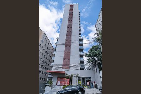Apartamento à venda com 53m², 2 quartos e 1 vaga Apartamento à venda com 53m², 2 quartos e 1 vagaFachada