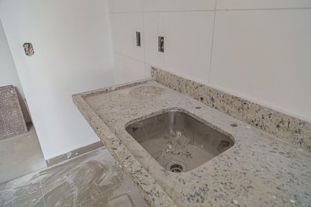 Apartamento à venda com 53m², 2 quartos e 1 vaga Apartamento à venda com 53m², 2 quartos e 1 vagaCozinha e Área de Serviço