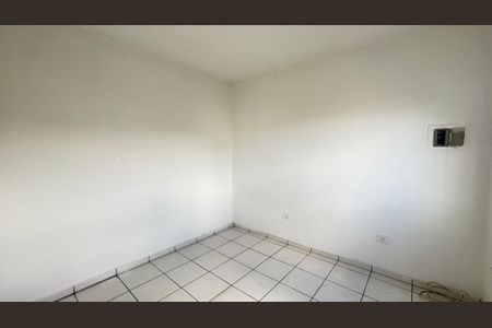 Casa para alugar com 38m², 1 quarto e sem vaga Casa para alugar com 38m², 1 quarto e sem vagaQuarto
