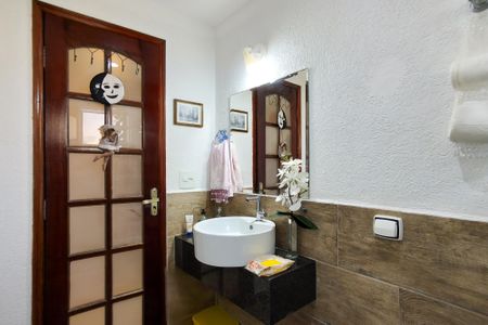 Apartamento para alugar com 106m², 2 quartos e 1 vaga Apartamento para alugar com 106m², 2 quartos e 1 vagaBanheiro