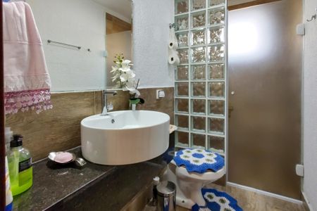 Apartamento para alugar com 106m², 2 quartos e 1 vaga Apartamento para alugar com 106m², 2 quartos e 1 vagaBanheiro