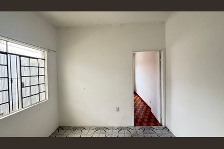 Casa para alugar com 60m², 2 quartos e 1 vagaSala