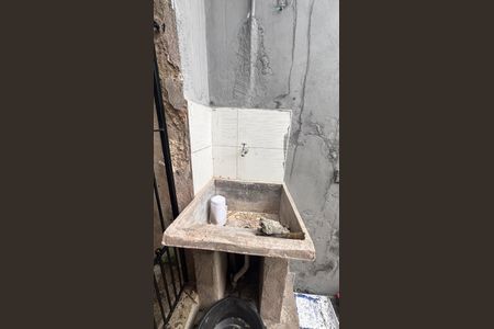 Casa para alugar com 60m², 2 quartos e 1 vagaÁrea de Serviço