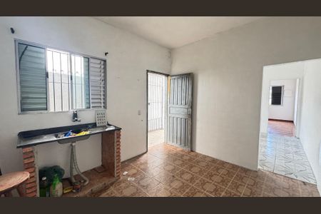 Casa para alugar com 60m², 2 quartos e 1 vagaCozinha
