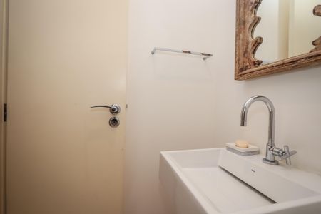 Apartamento para alugar com 136m², 2 quartos e 3 vagasLavabo