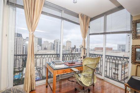 Apartamento para alugar com 136m², 2 quartos e 3 vagasEscritório da Sala