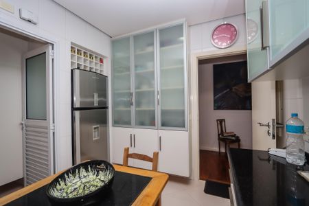 Apartamento para alugar com 136m², 2 quartos e 3 vagasCozinha