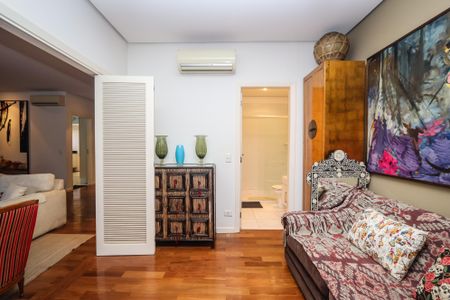 Apartamento para alugar com 136m², 2 quartos e 3 vagasSuite