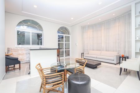 Apartamento para alugar com 136m², 2 quartos e 3 vagasÁrea comum - Salão de festas