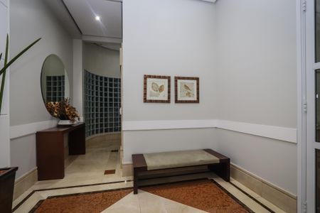 Apartamento para alugar com 136m², 2 quartos e 3 vagasHall de entrada