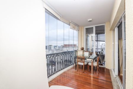 Apartamento para alugar com 136m², 2 quartos e 3 vagasVaranda da Sala