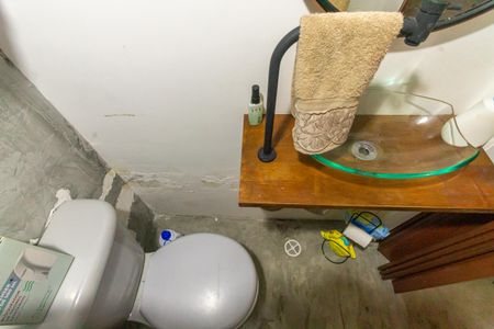 Casa à venda com 196m², 4 quartos e 2 vagasLavabo