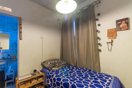 Casa à venda com 196m², 4 quartos e 2 vagasSuíte 1