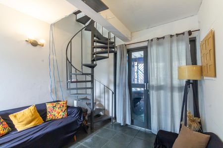 Casa à venda com 196m², 4 quartos e 2 vagasSala