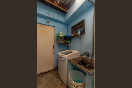 Casa à venda com 196m², 4 quartos e 2 vagasÁrea de Serviço