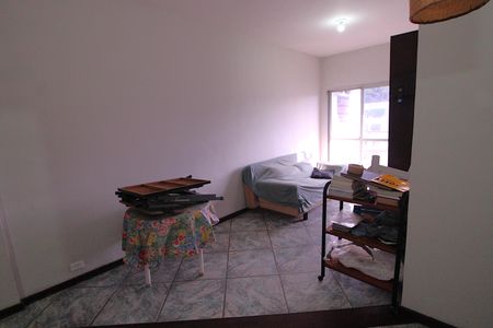 Apartamento à venda com 80m², 2 quartos e 1 vagaSala