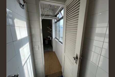 Apartamento à venda com 80m², 2 quartos e 1 vagaBanheiro de serviço