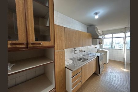Apartamento à venda com 80m², 2 quartos e 1 vagaCozinha