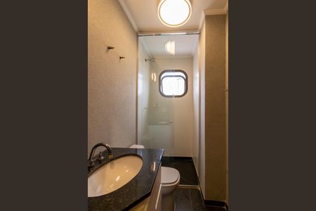 Apartamento à venda com 220m², 4 quartos e 3 vagas Apartamento à venda com 220m², 4 quartos e 3 vagasBanheiro Suíte 2