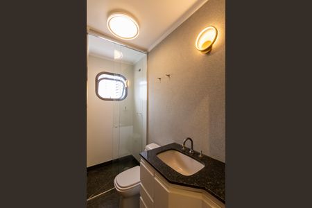 Apartamento à venda com 220m², 4 quartos e 3 vagas Apartamento à venda com 220m², 4 quartos e 3 vagasBanheiro Suíte 3