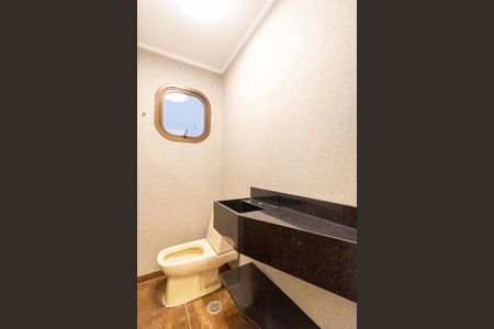 Apartamento à venda com 220m², 4 quartos e 3 vagas Apartamento à venda com 220m², 4 quartos e 3 vagasLavabo