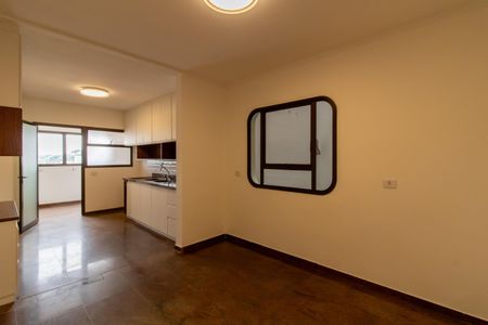 Apartamento à venda com 220m², 4 quartos e 3 vagas Apartamento à venda com 220m², 4 quartos e 3 vagasCopa