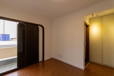 Apartamento à venda com 220m², 4 quartos e 3 vagas Apartamento à venda com 220m², 4 quartos e 3 vagasSuíte 3