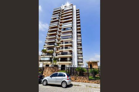 Apartamento à venda com 220m², 4 quartos e 3 vagas Apartamento à venda com 220m², 4 quartos e 3 vagasFachada