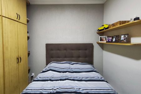 Apartamento à venda com 74m², 3 quartos e 1 vagaQuarto 2