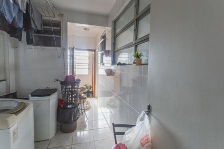 Apartamento à venda com 110m², 3 quartos e 1 vagaÁrea de Serviço