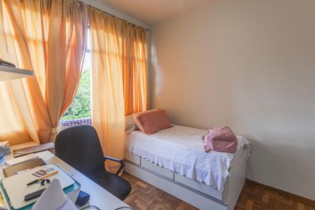Apartamento à venda com 110m², 3 quartos e 1 vagaQuarto 2