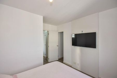Apartamento à venda com 70m², 2 quartos e 2 vagasSuíte