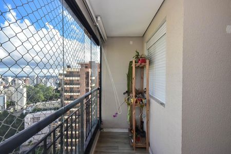 Apartamento à venda com 70m², 2 quartos e 2 vagasVaranda