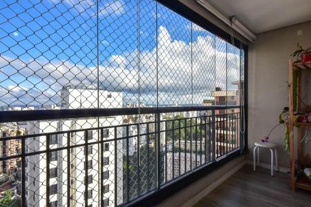 Apartamento à venda com 70m², 2 quartos e 2 vagasVaranda