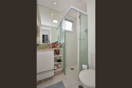 Apartamento à venda com 70m², 2 quartos e 2 vagasBanheiro Suíte