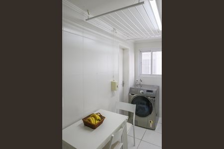 Apartamento à venda com 110m², 3 quartos e 1 vagaÁrea de Serviço