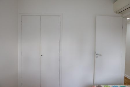 Apartamento à venda com 110m², 3 quartos e 1 vagaQuarto 2