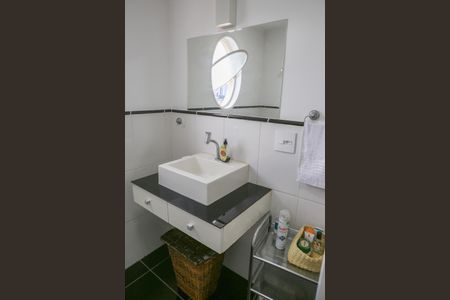 Apartamento à venda com 110m², 3 quartos e 1 vagaBanheiro Social