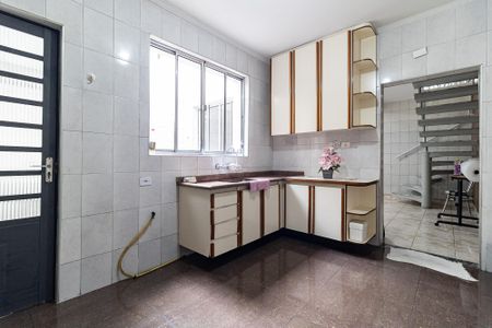 Casa à venda com 130m², 3 quartos e 2 vagas Casa à venda com 130m², 3 quartos e 2 vagasCozinha