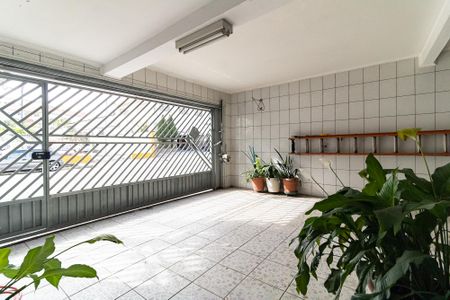 Casa à venda com 130m², 3 quartos e 2 vagas Casa à venda com 130m², 3 quartos e 2 vagasGaragem