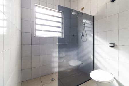 Casa à venda com 130m², 3 quartos e 2 vagas Casa à venda com 130m², 3 quartos e 2 vagasBanheiro