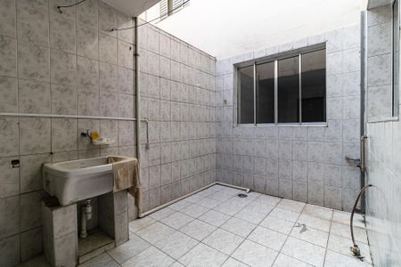 Casa à venda com 130m², 3 quartos e 2 vagas Casa à venda com 130m², 3 quartos e 2 vagasLavanderia