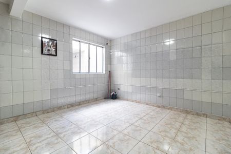 Casa à venda com 130m², 3 quartos e 2 vagas Casa à venda com 130m², 3 quartos e 2 vagasSala