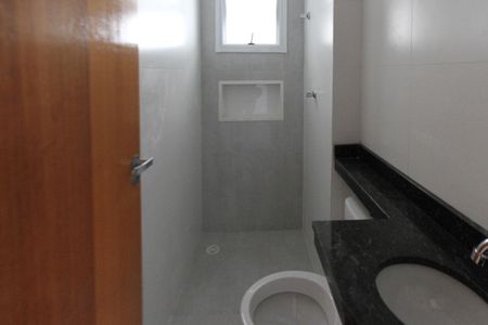 Apartamento para alugar com 36m², 2 quartos e sem vaga Apartamento para alugar com 36m², 2 quartos e sem vagaBanheiro