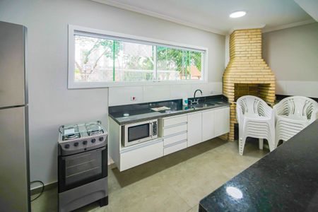Apartamento à venda com 55m², 2 quartos e 1 vaga Apartamento à venda com 55m², 2 quartos e 1 vagaÁrea comum - Salão de festas